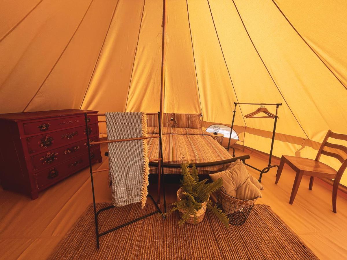 ホテル The Hunters Glamping Ciudanovita エクステリア 写真