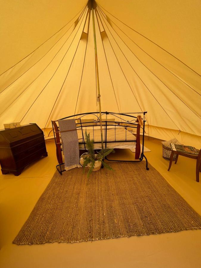ホテル The Hunters Glamping Ciudanovita エクステリア 写真
