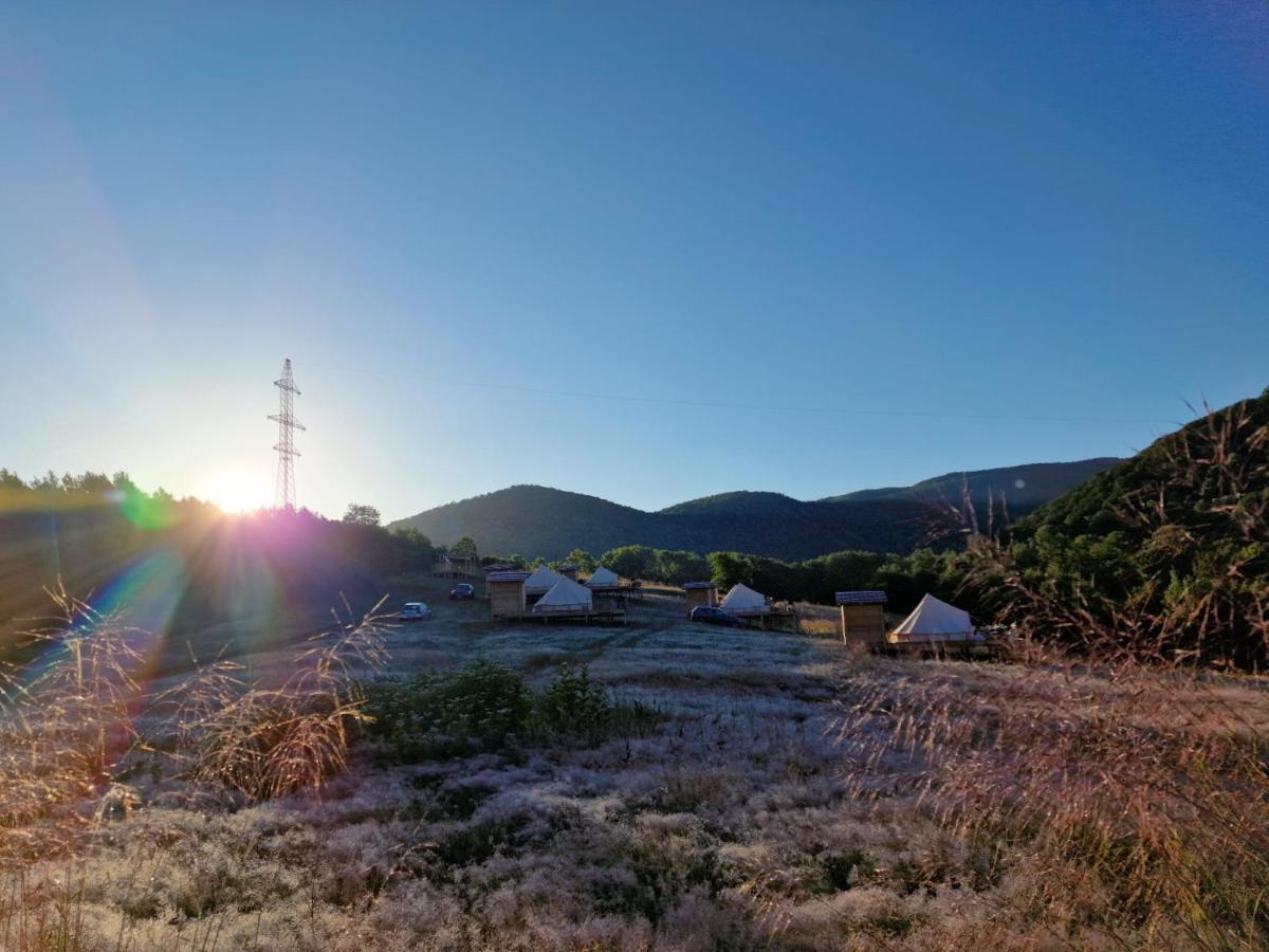 ホテル The Hunters Glamping Ciudanovita エクステリア 写真