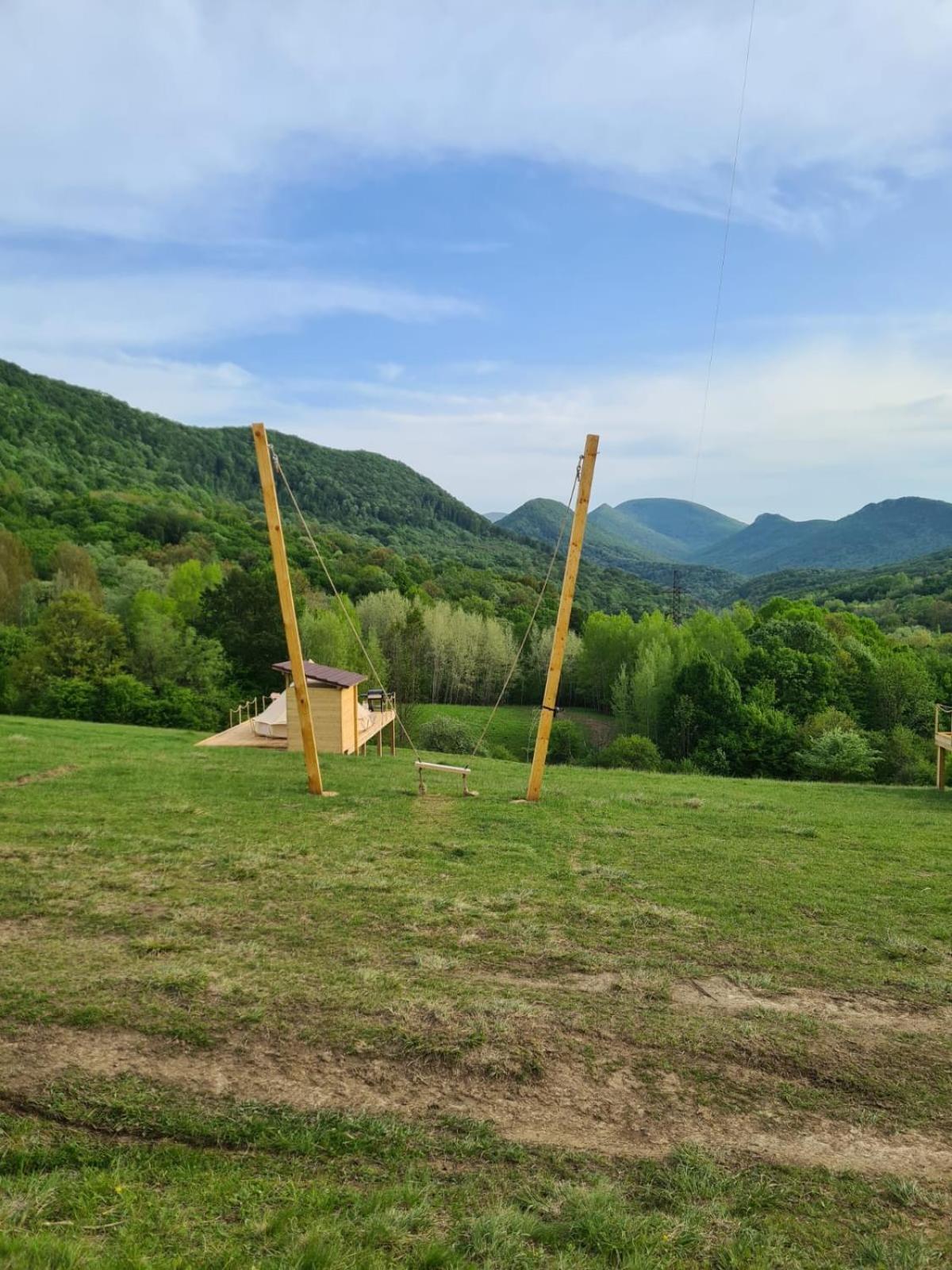 ホテル The Hunters Glamping Ciudanovita エクステリア 写真